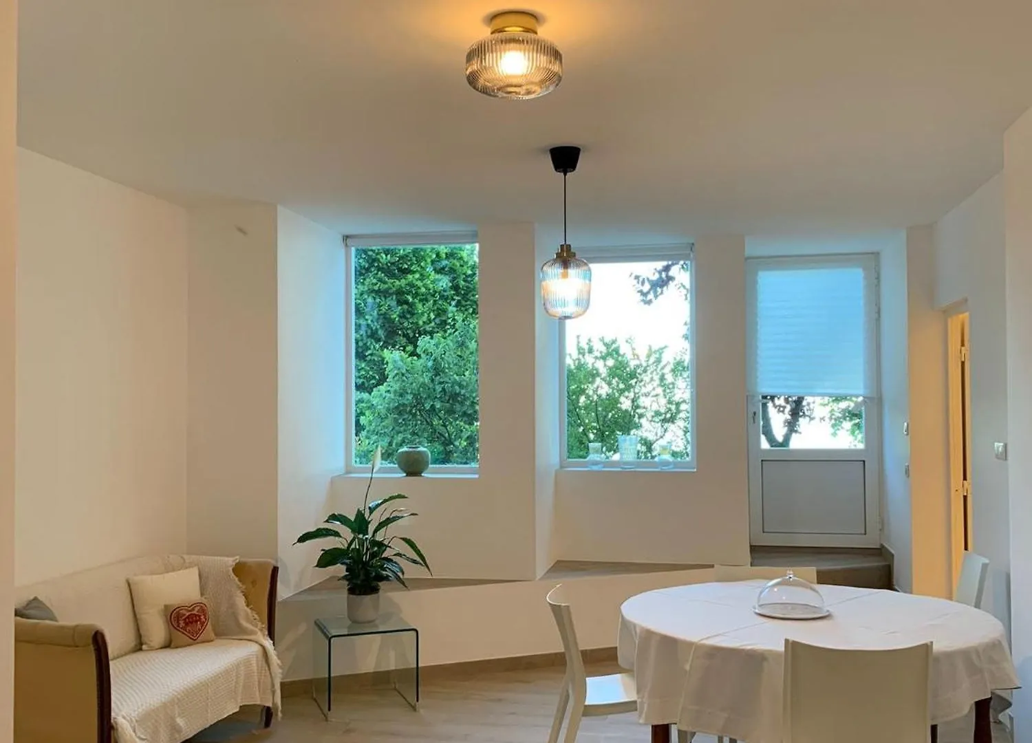 Appartement Monaco La Turbie Avec Parking
