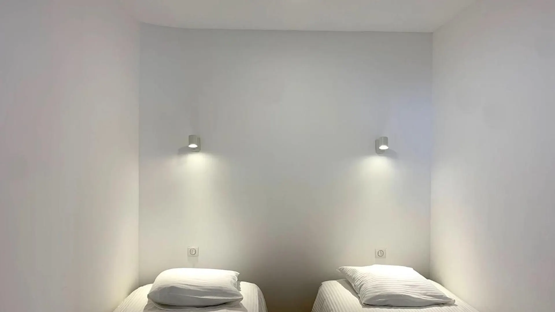 Appartement Monaco La Turbie Avec Parking 0*,  France