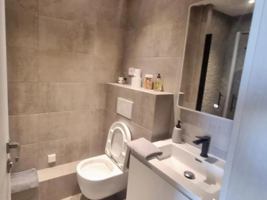 Appartement Monaco La Turbie Avec Parking 0*,